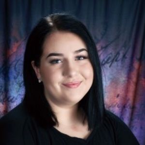 Meet your Posher, Julia